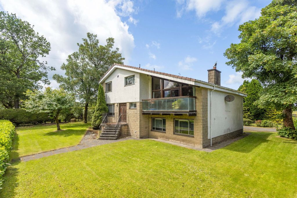 Property photo 1 of 50