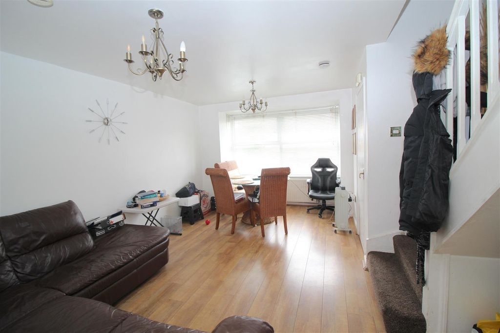 Property photo 2 of 11 Img_8567.Jpg