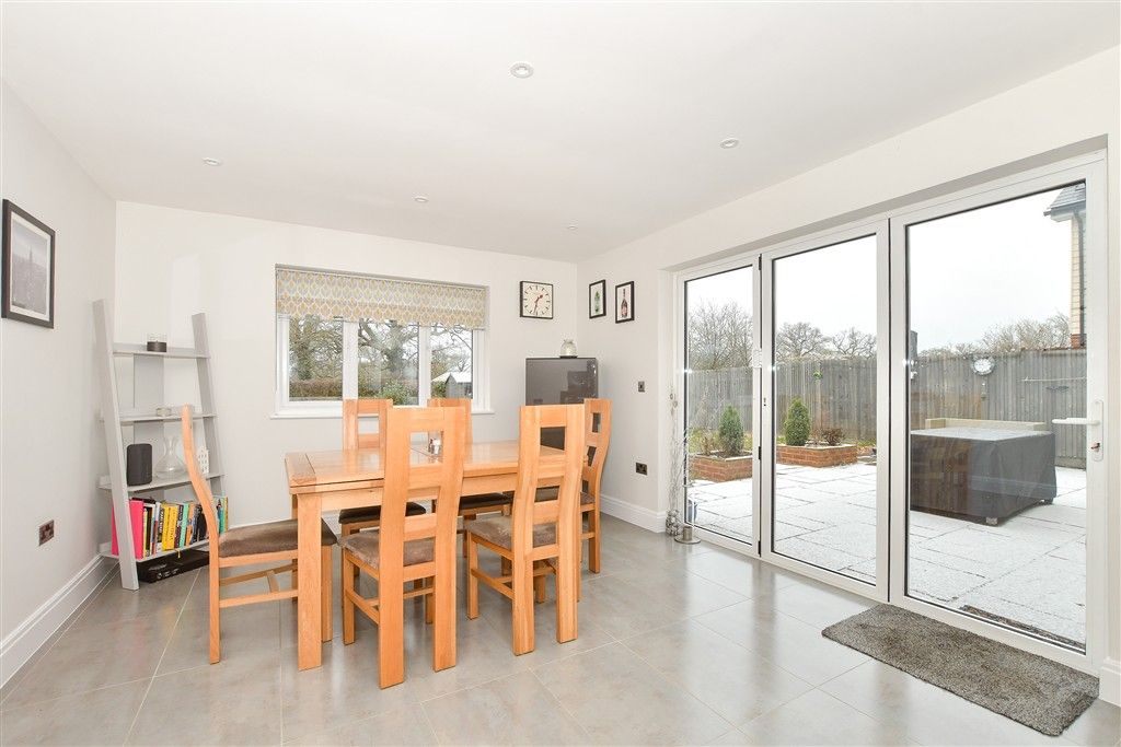 Property photo 3 of 16 Kitchen/Diner