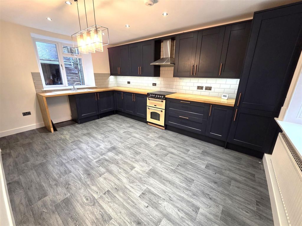 Property photo 3 of 18 20260115_140145.Jpg