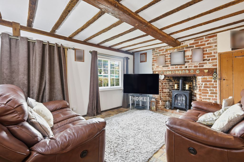 Property photo 2 of 31