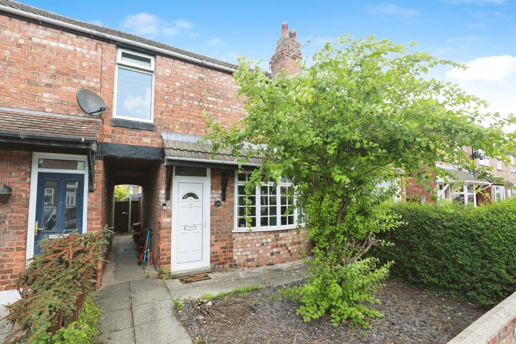 Property photo 1 of 13