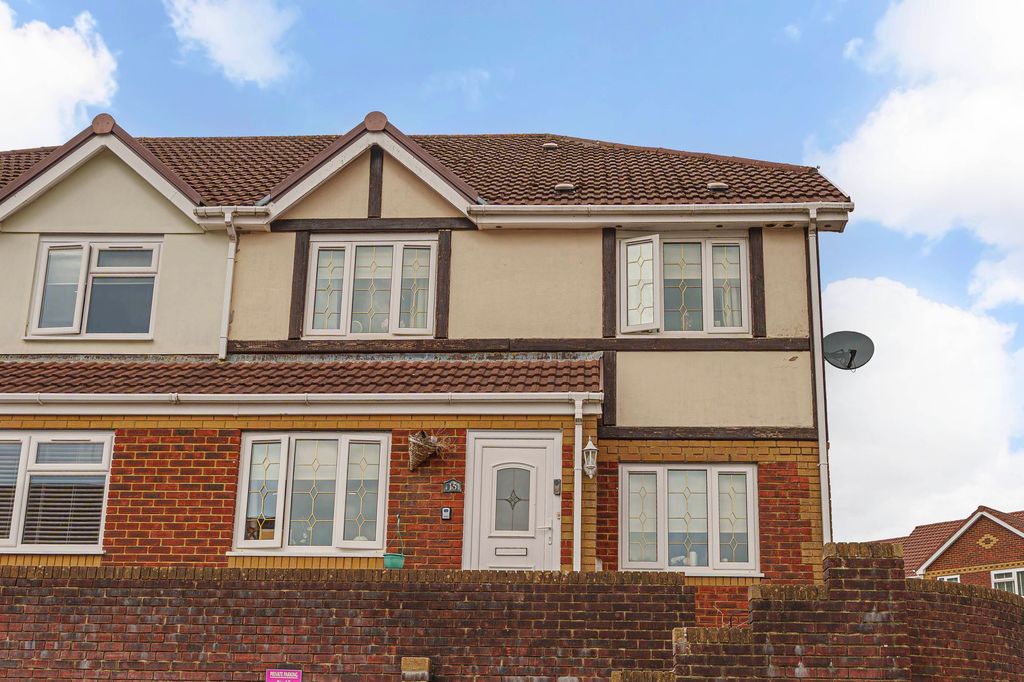 Property photo 1 of 37