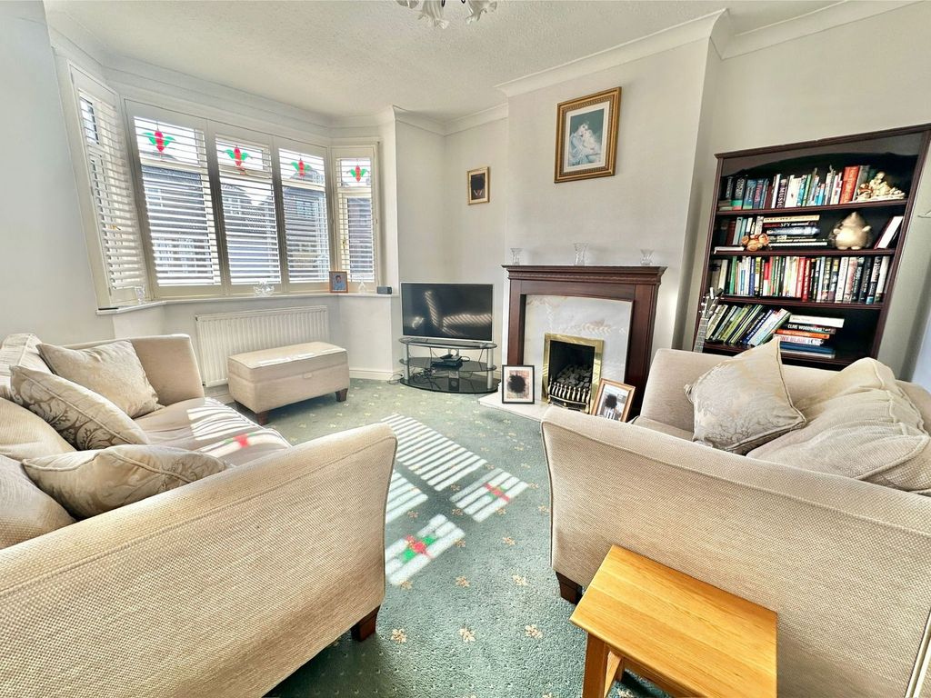 Property photo 3 of 22