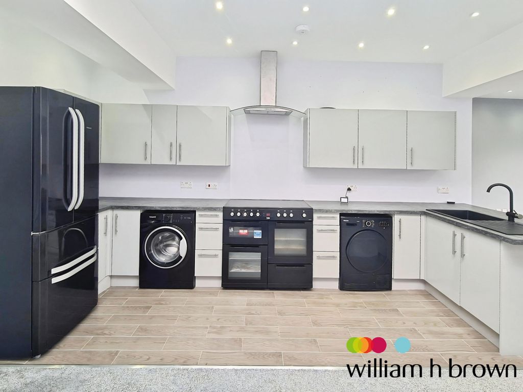 Property photo 2 of 7 Image