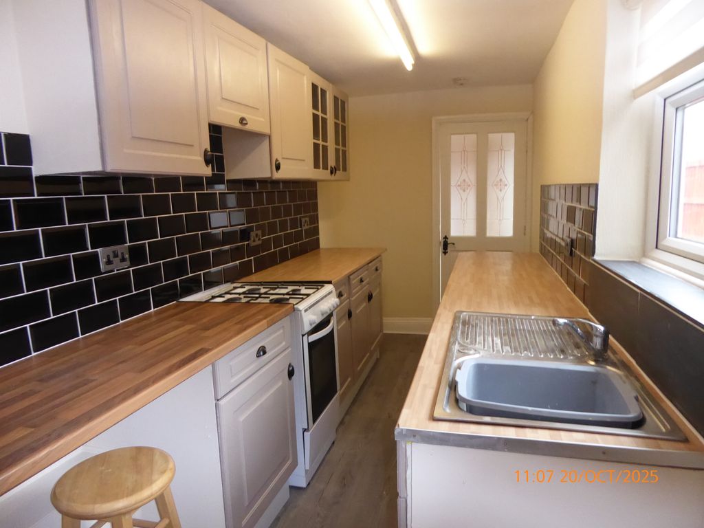 Property photo 1 of 8 Galley Kitchen