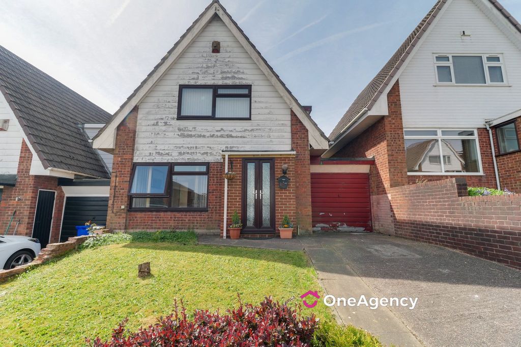 Property photo 1 of 12
