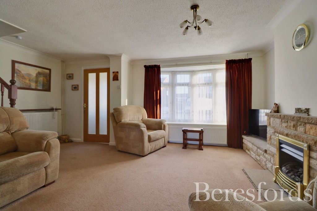 Property photo 3 of 14 Picture No. 18