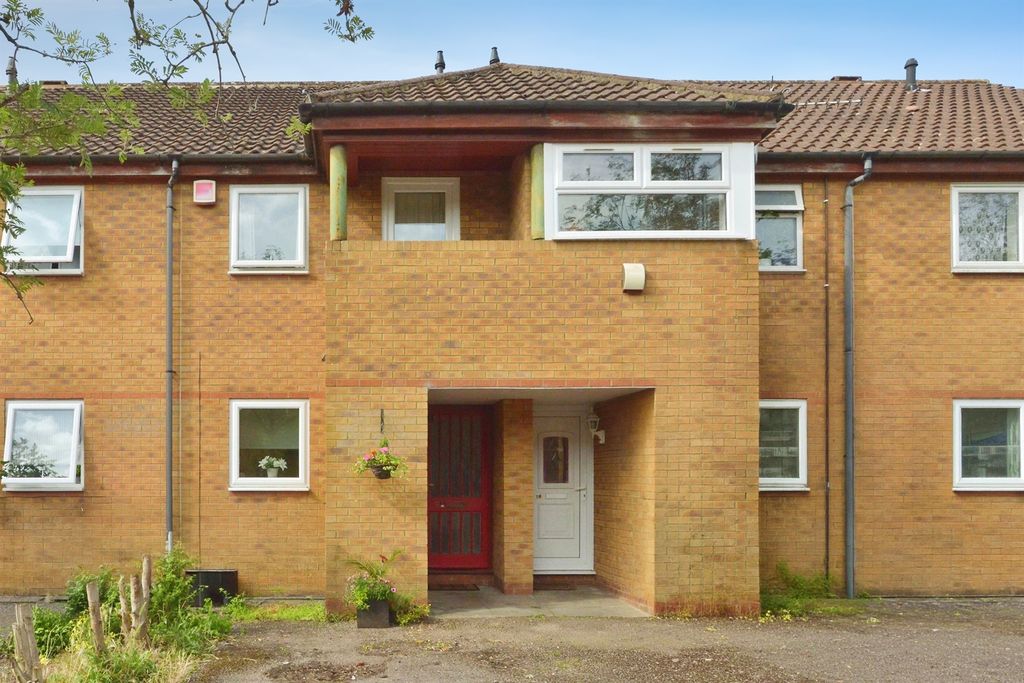 Property photo 1 of 17