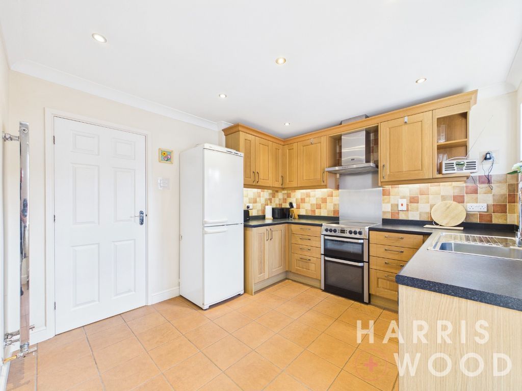Property photo 2 of 27 5229202