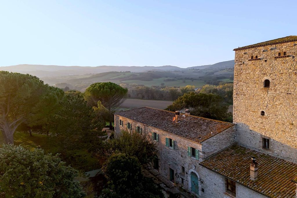 Property photo 1 of 34