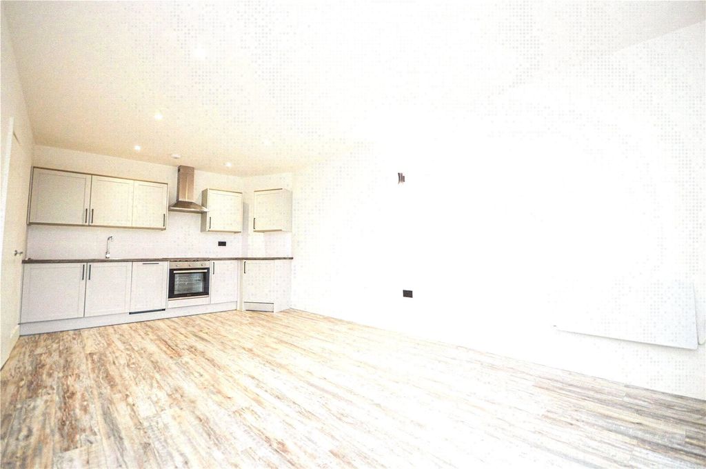 Property photo 2 of 6 Reception