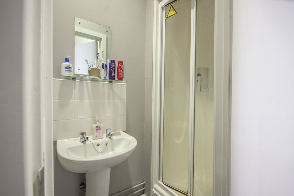 Property photo 3 of 8 Img_2463