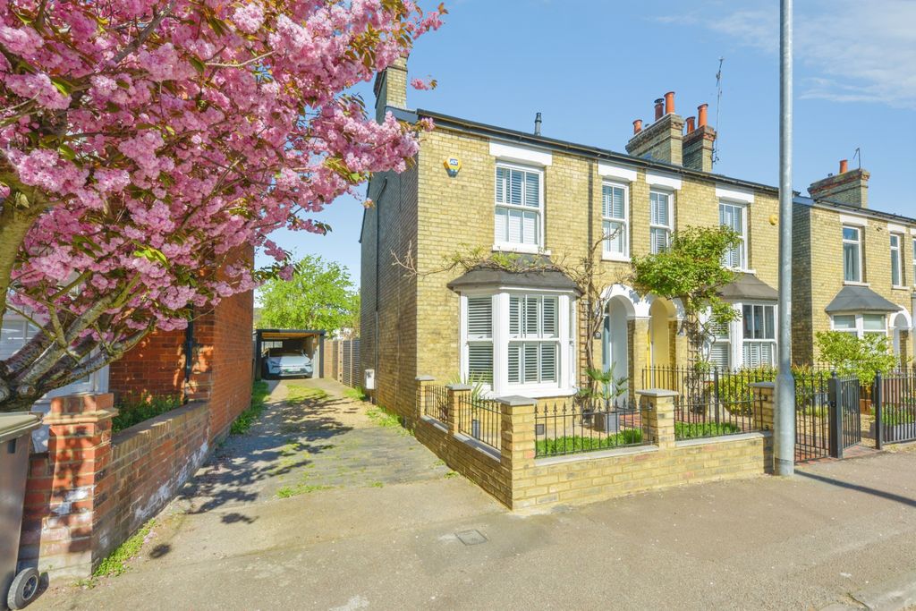 Property photo 1 of 19