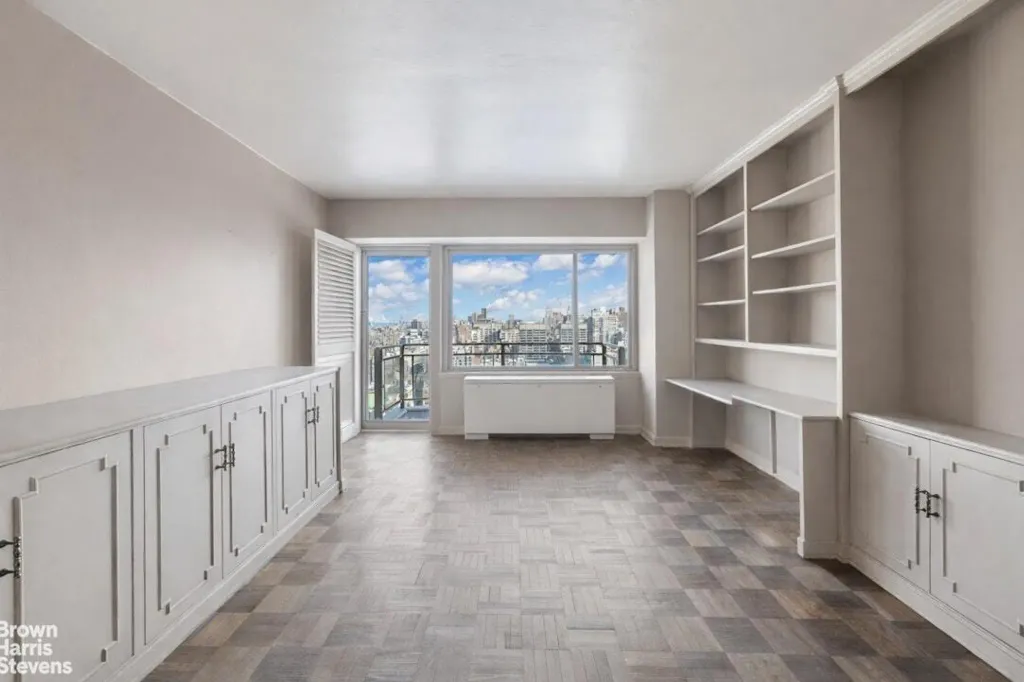 Property photo 3 of 16 <Alttext/>