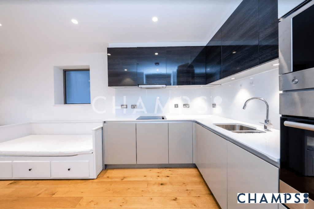 Property photo 3 of 14 Gallery