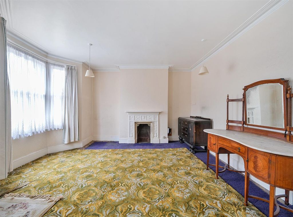 Property photo 3 of 13 19575149 (8).Jpg