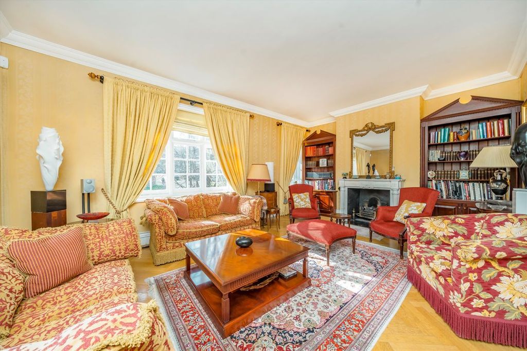 Property photo 2 of 15