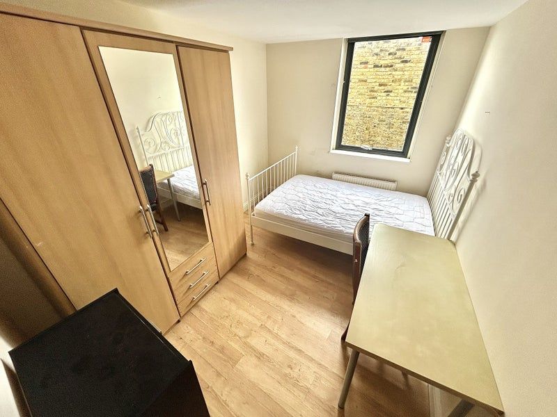 Property photo 1 of 4