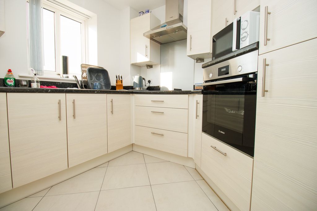 Additional image 5 of 2 bed flat for saleBrigg Court, Chantry Gardens, Filey YO14