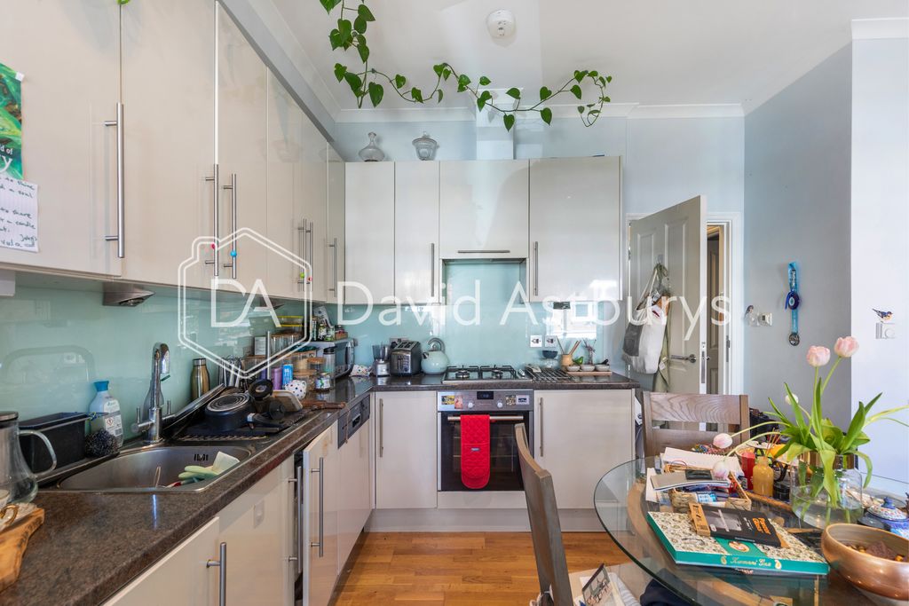 Property photo 2 of 7 2