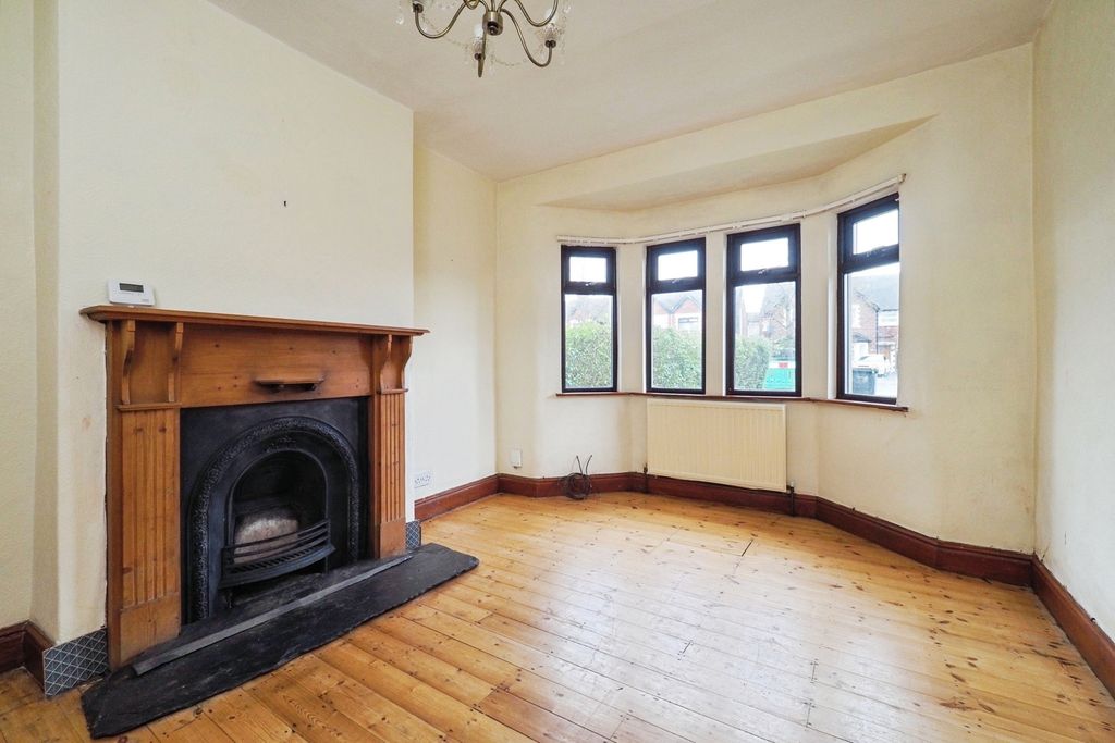 Property photo 3 of 20 Pbox-Img.Jpg