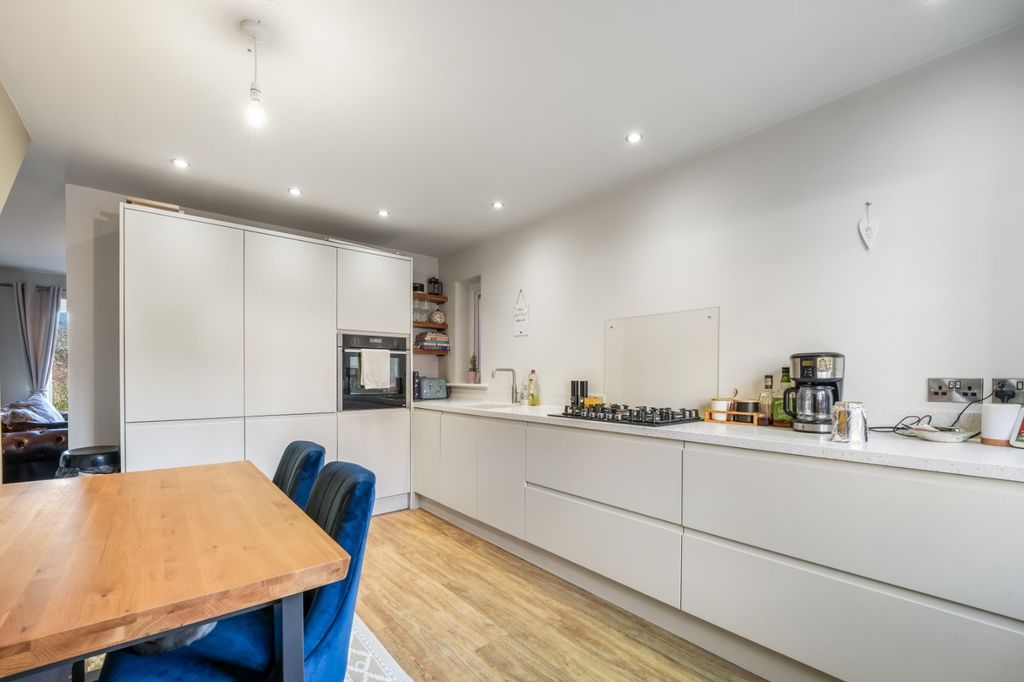 Property photo 3 of 11 Picture No. 05