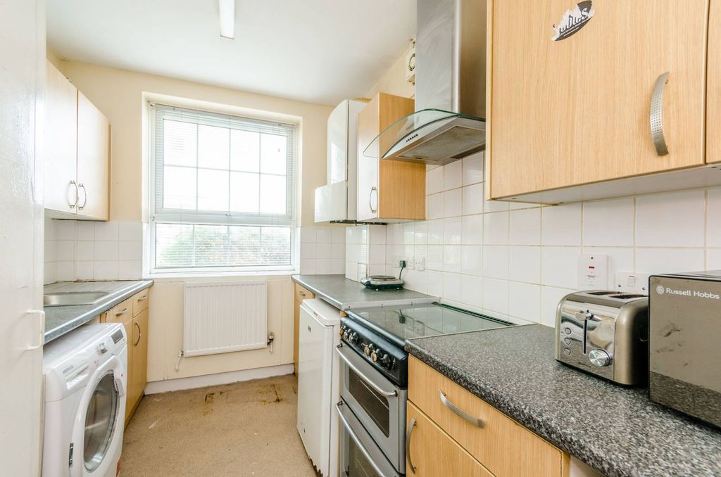 Property photo 2 of 4