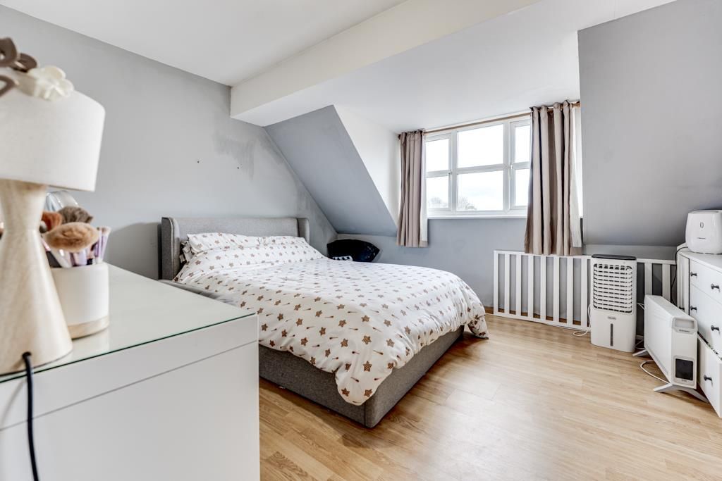 Property photo 1 of 16 20 The Wells, Finedon-1.Jpg