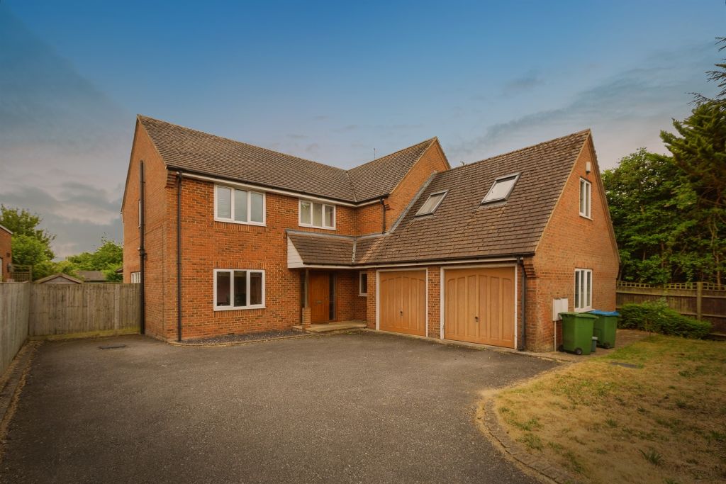 Property photo 1 of 32