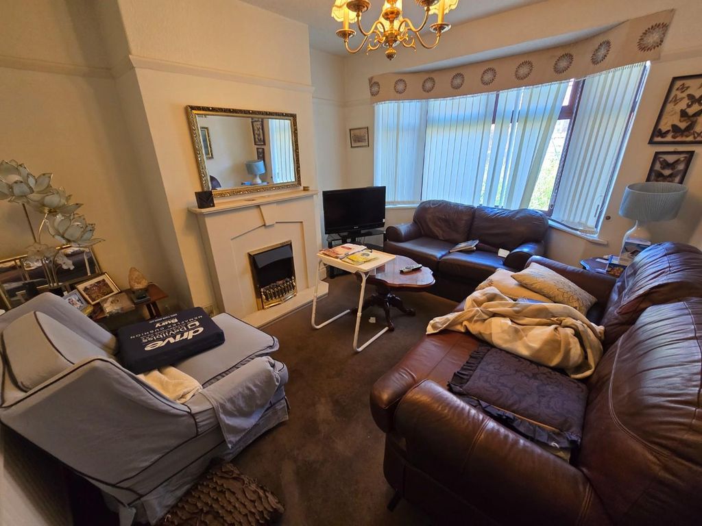 Property photo 2 of 12 Rear Reception Room