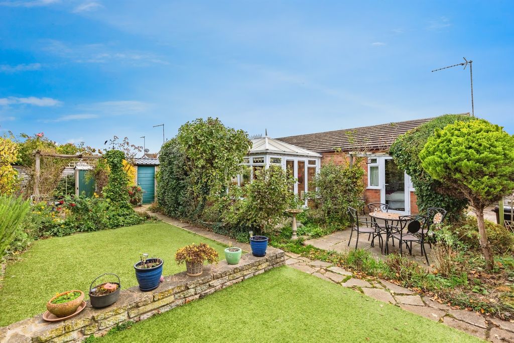 Property photo 3 of 15