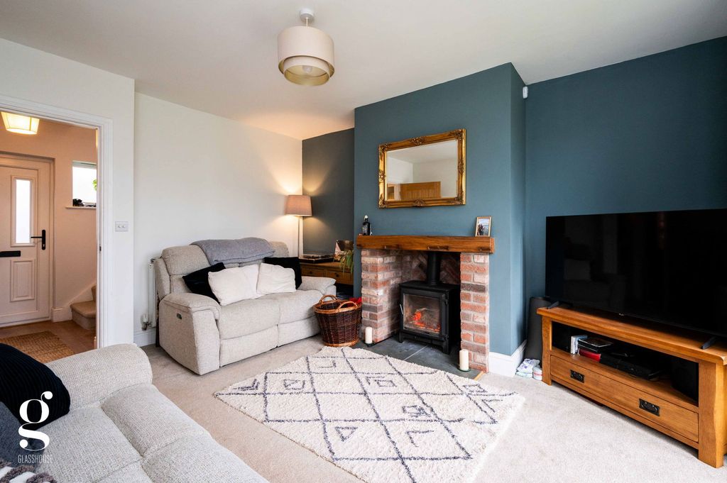 Property photo 3 of 18