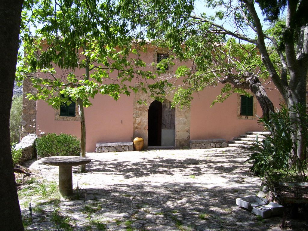 Property photo 1 of 11 3-Min.Jpg