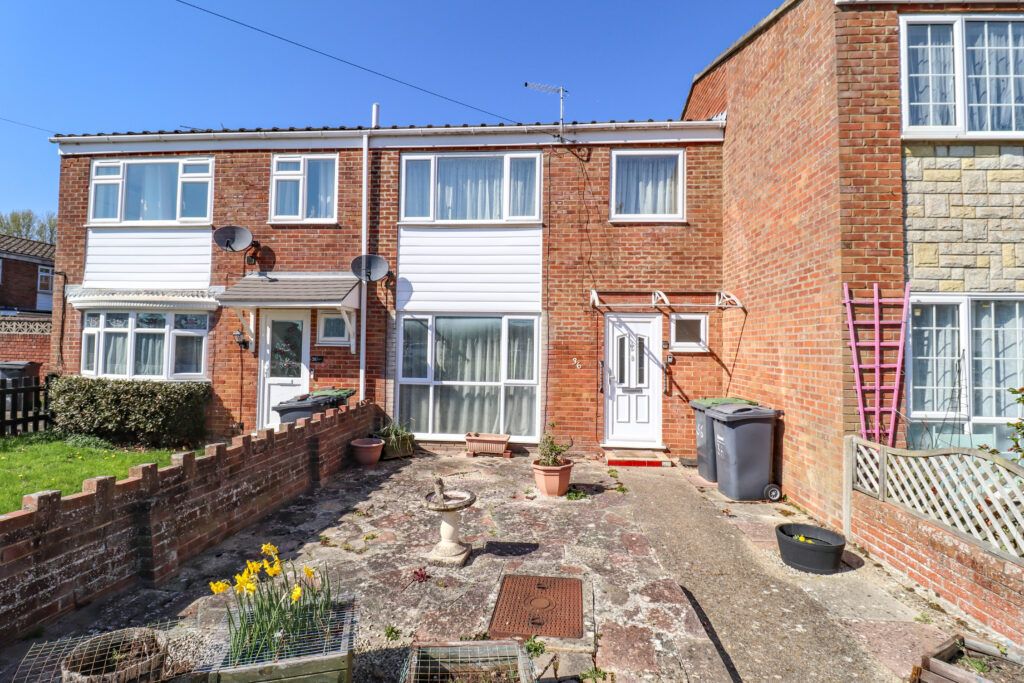 Property photo 1 of 11