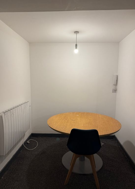 Property photo 3 of 4