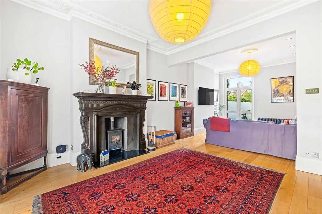 Property photo 2 of 25 Picture No. 17