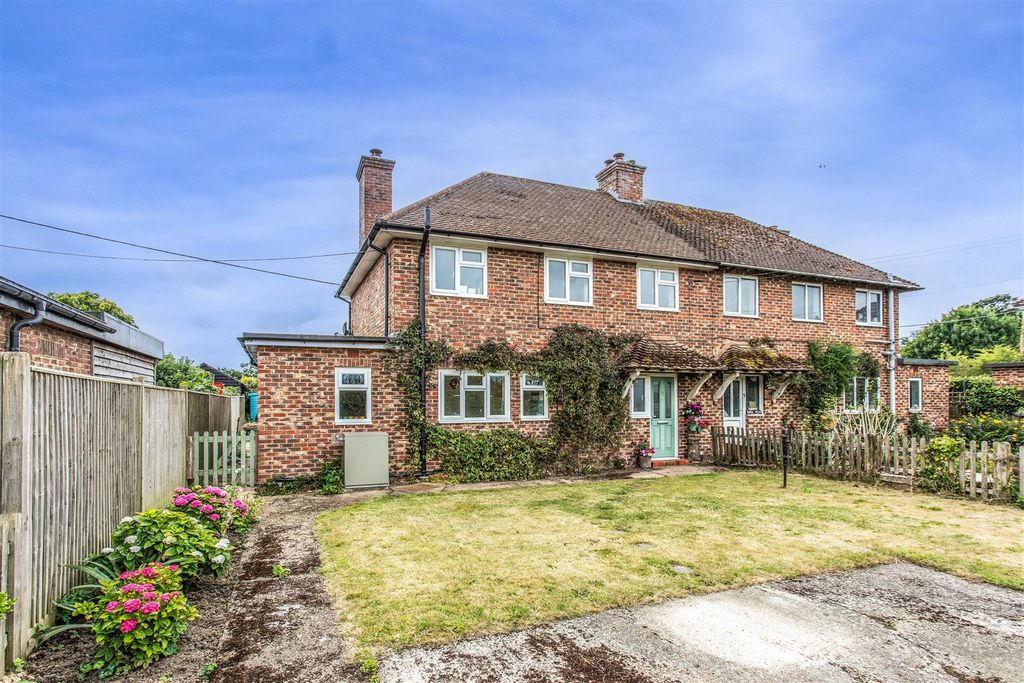 Property photo 1 of 45 4 Kingsfield-1.Jpg