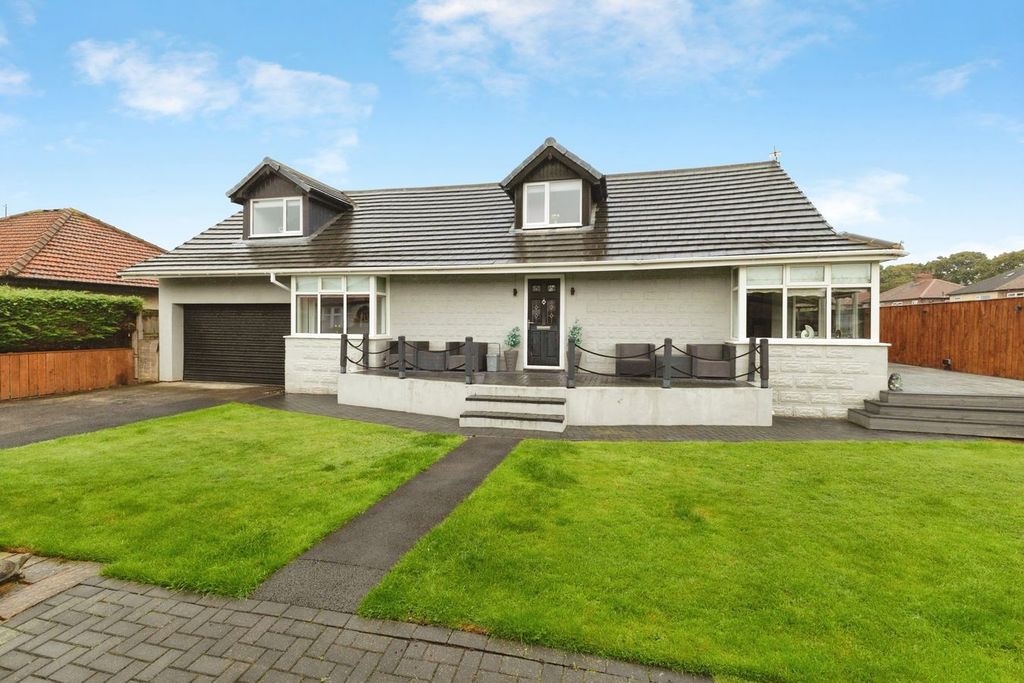 Property photo 1 of 25