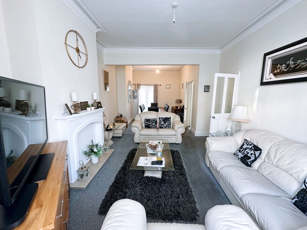 Property photo 3 of 30