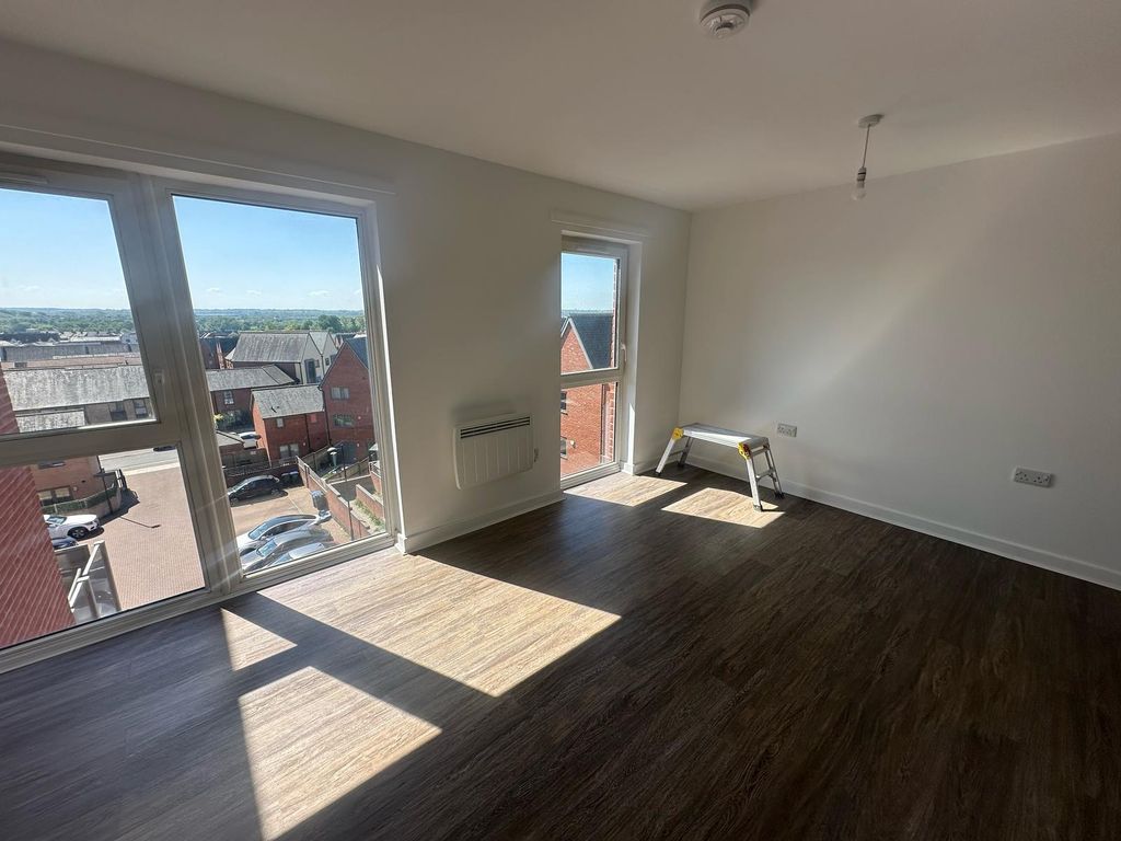 Property photo 3 of 5 Image