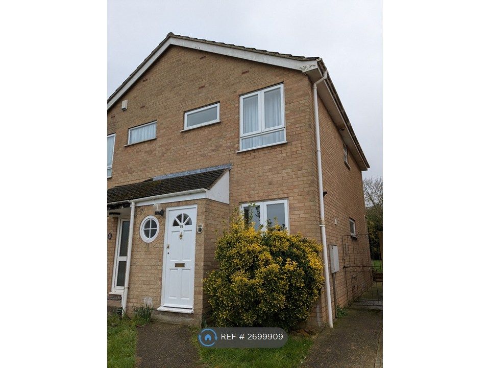 Property photo 2 of 11 Front