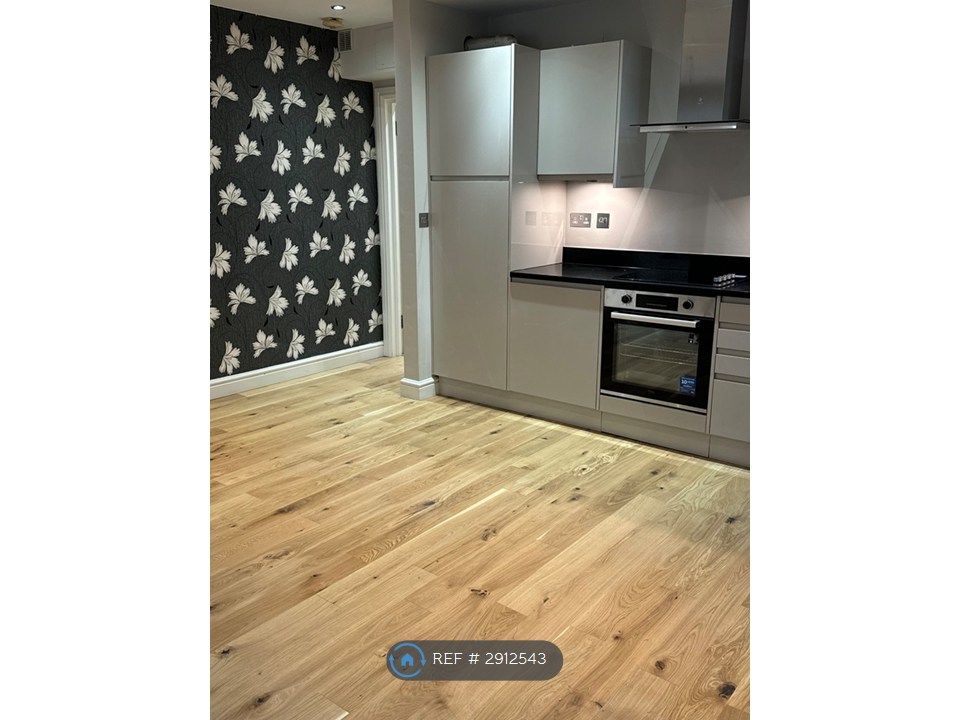 Property photo 1 of 7 Kitchen/Lounge/Diner
