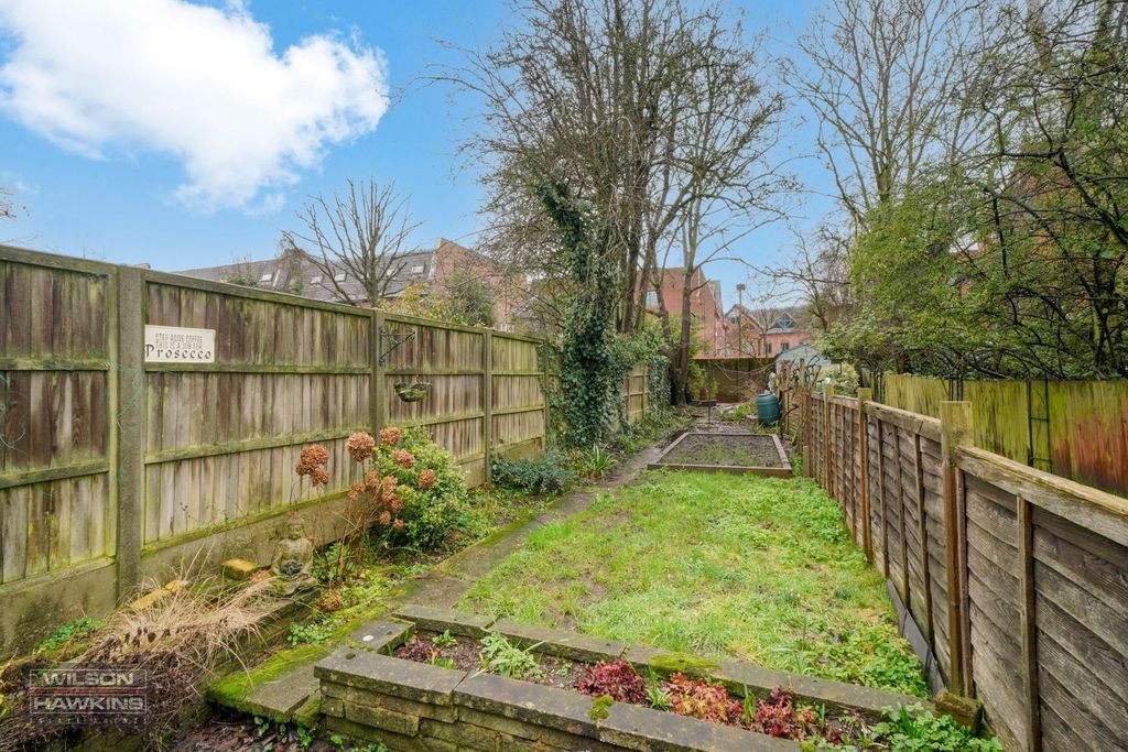 Property photo 3 of 14