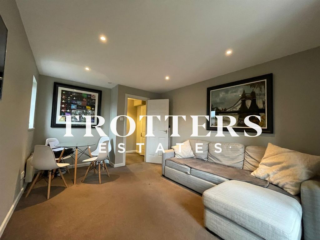 Property photo 2 of 13 Untitled Design (20).Png