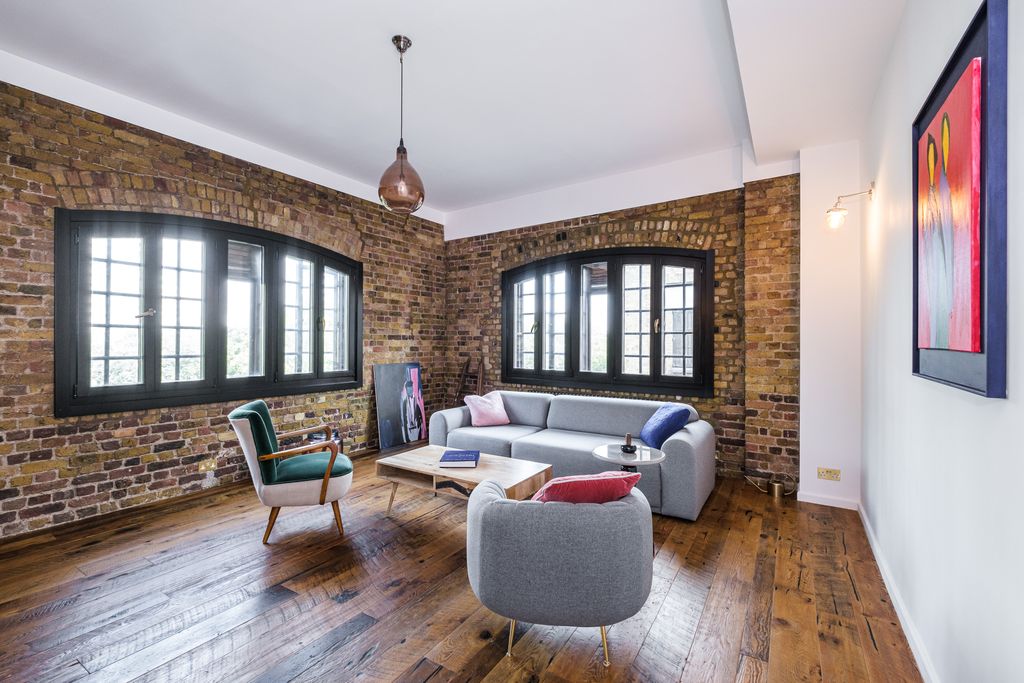 Property photo 2 of 25 October 2021 (10).Jpg