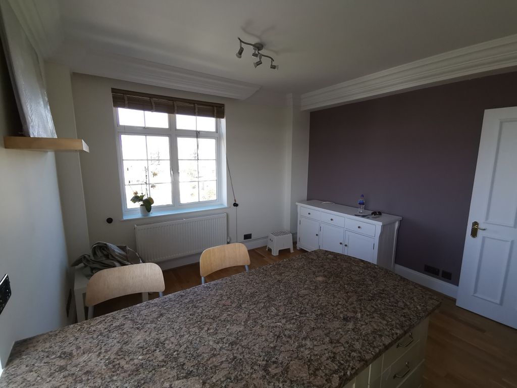 Property photo 3 of 8 Living Room