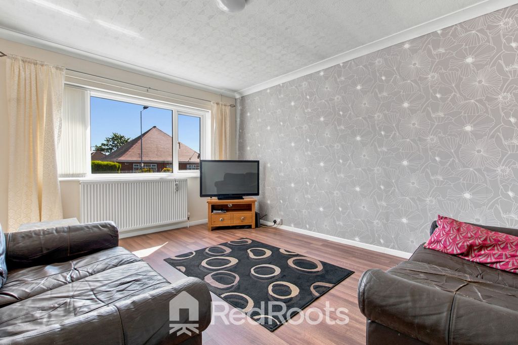 Property photo 2 of 20 5309382