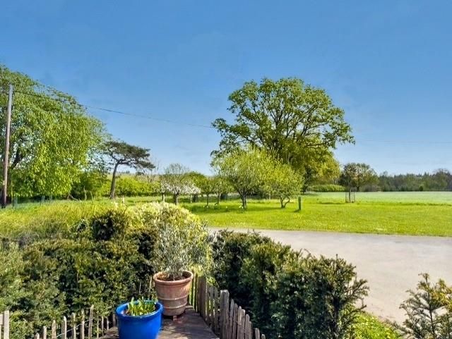 Property photo 3 of 33 Views