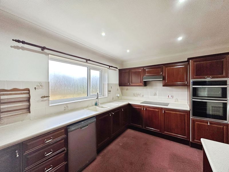 Property photo 2 of 20 Photo 14